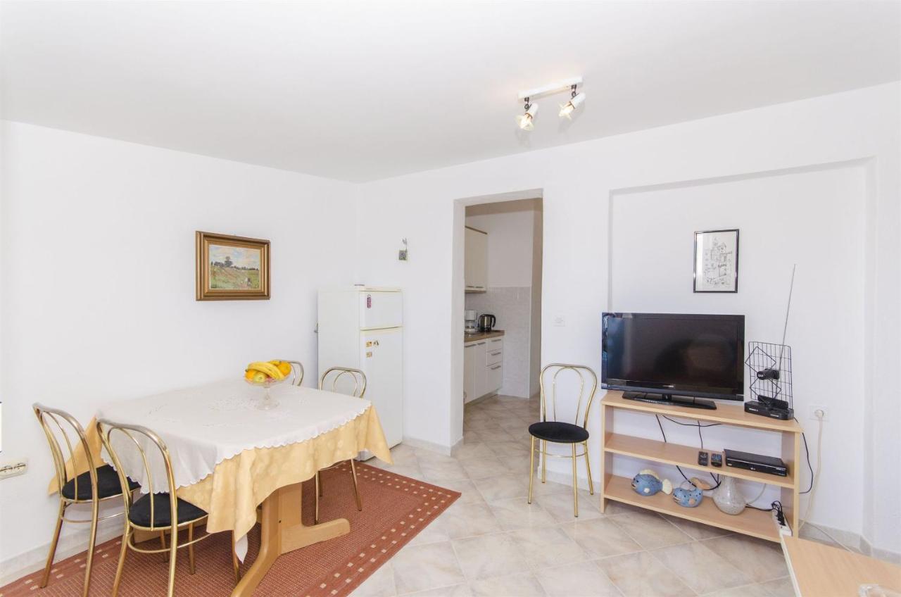 Apartments Dragica Slatine Exterior foto